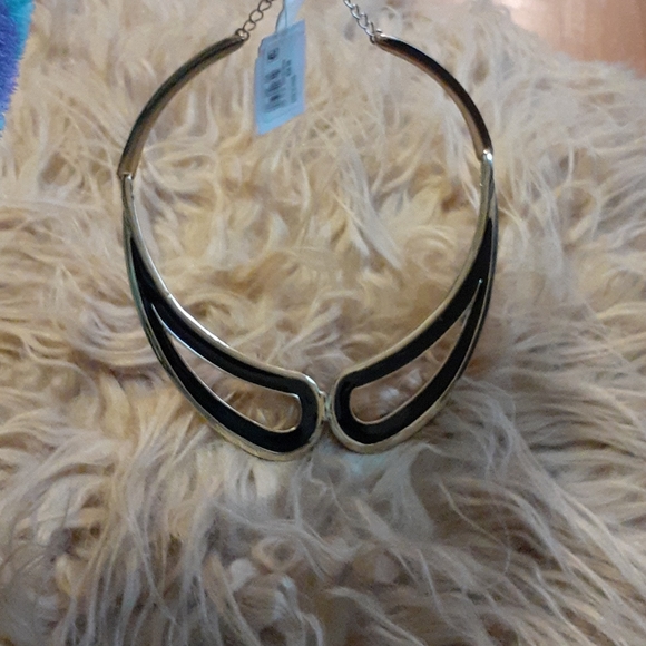 Necklace - Picture 3 of 3